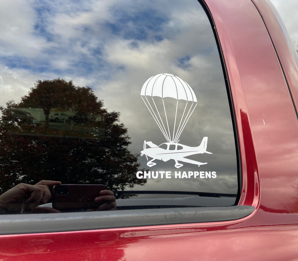 Cirrus Chute Happens – WarPug Graphics